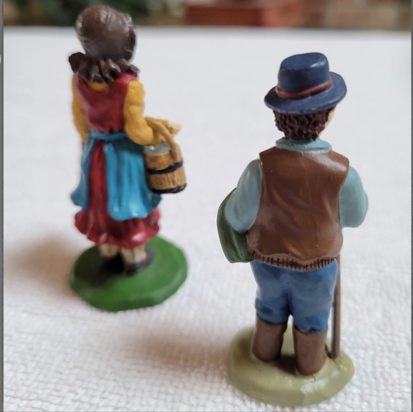 New Lang and Wise Meadowbrook Farm Milk Maid & Traveling Man - Picture 2 of 5